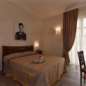 Dimora Conte Di Ruvo Frühstückspension